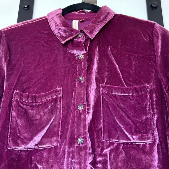 Velour XS Blouse - Picture 3 of 7